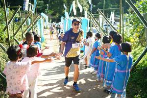 BIB: 1102
                            <button type="button" onclick="openModal(19075945)" class="btn btn-primary btn-sm float-right btn-popup" data-toggle="modal" data-target=".modal-high-quality">
                        <i class="fas fa-shopping-cart"></i> Add to Cart
                    </button>
                                            <button type="button" onclick="isThisMe(19075945, true)" class="btn btn-success btn-sm float-right btn-popup btn-isme hidden" data-toggle="tooltip" data-placement="bottom" title="นี่คือรูปของคุณใช่ไหม คลิกที่นี่เพื่อเอาเข้าอัลบั้ม">
                        <i class="fas fa-plus"></i> Add to album
                    </button>
                    <button type="button" onclick="isThisMe(19075945, false)" class="btn btn-warning btn-sm float-right btn-popup btn-isnotme hidden">
                        <i class="fas fa-ban"></i> Remove from album
                    </button>